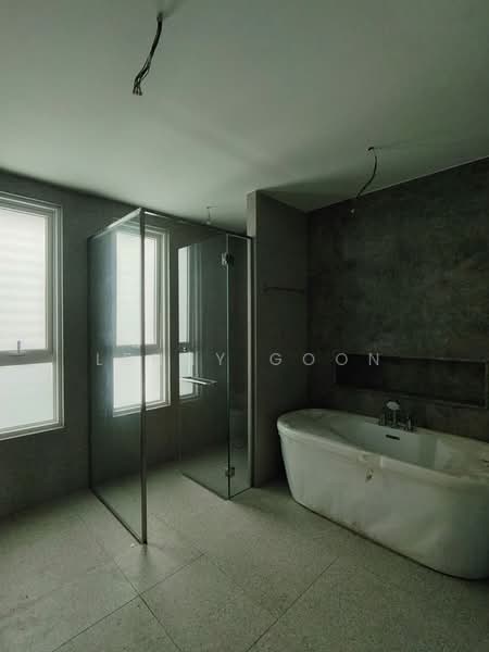 Semi-Detached House for Rent in Seri Tanjung Pinang (Tanjung Tokong) - Lenny Goon - Bathroom - PropertyGuru.com.my