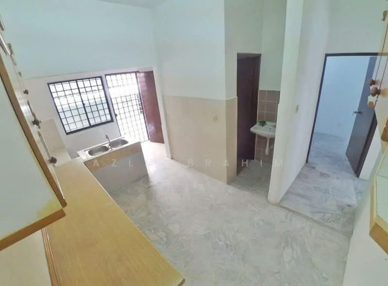 Rumah Teres 2 Tingkat untuk Dijual di Bandar Sungai Long (Selangor) - Azli Ibrahim - Kitchen - PropertyGuru.com.my