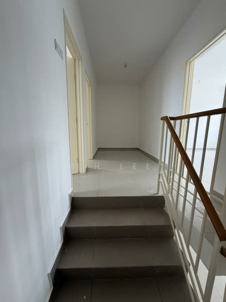 Rumah Teres 2 Tingkat untuk Dijual di Klang (Selangor) - T.H Lee - Corridor - PropertyGuru.com.my
