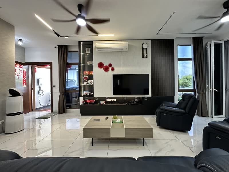 Semi-Detached House for Sale in Setia Alam (Selangor) - Jess Tee - Living Room - PropertyGuru.com.my