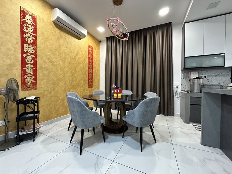 Semi-Detached House for Sale in Setia Alam (Selangor) - Jess Tee - Dining Room - PropertyGuru.com.my