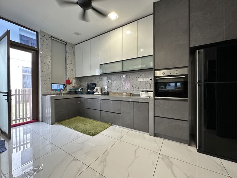 Semi-Detached House for Sale in Setia Alam (Selangor) - Jess Tee - Kitchen - PropertyGuru.com.my