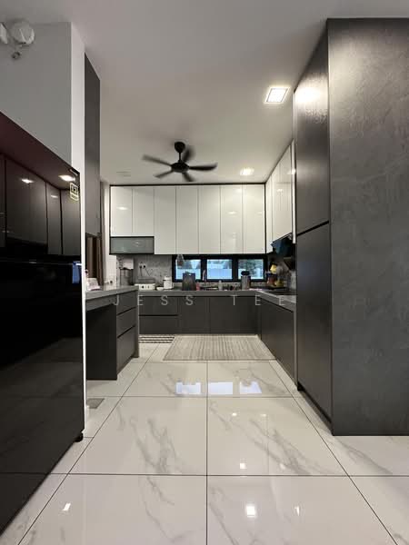 Semi-Detached House for Sale in Setia Alam (Selangor) - Jess Tee - Kitchen - PropertyGuru.com.my