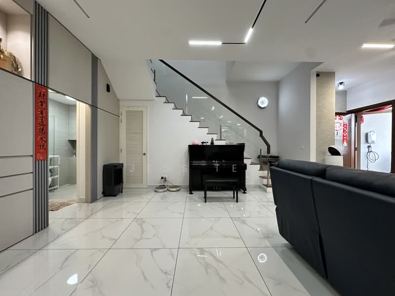 Semi-Detached House for Sale in Setia Alam (Selangor) - Jess Tee - Living Room - PropertyGuru.com.my