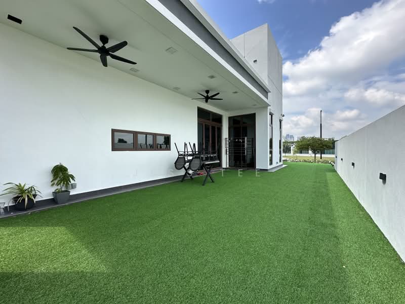 Semi-Detached House for Sale in Setia Alam (Selangor) - Jess Tee - Exterior - PropertyGuru.com.my