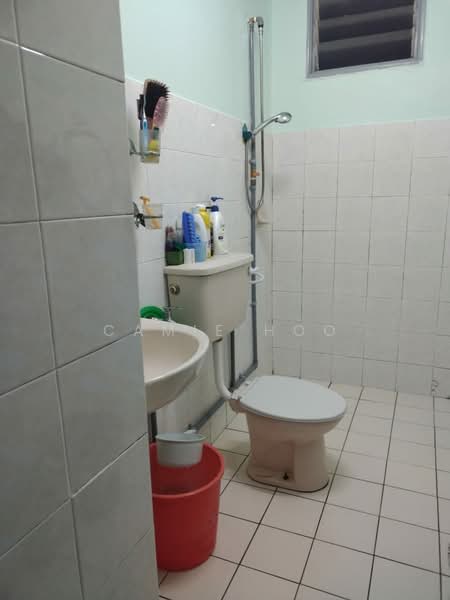 Kondominium untuk Dijual di Garden Park - Camie Hoo - Bathroom - PropertyGuru.com.my