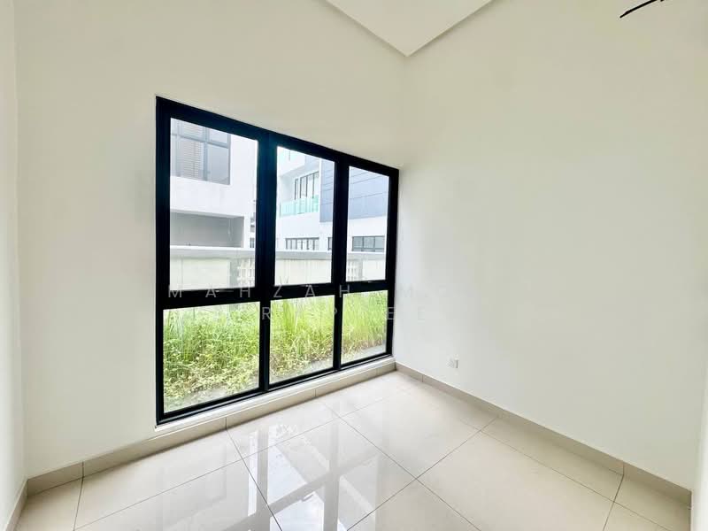 Semi-Detached House for Sale in Shah Alam (Selangor) - Mahzah Mohd Rapiee - PropertyGuru.com.my