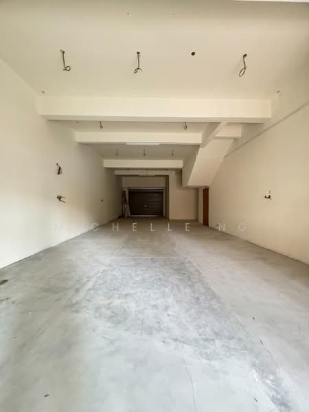 Shop for Sale in Rawang (Selangor) - Michelle Ng - Interior - PropertyGuru.com.my