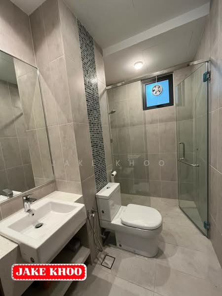 Condominium for Rent at Queens Residences Q1 @ Queens Waterfront - Jake Khoo - Bathroom - PropertyGuru.com.my