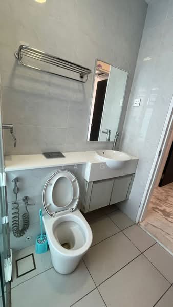 Servis Apartment untuk Disewa di Setia Sky 88 - Chun Yang - Bathroom - PropertyGuru.com.my