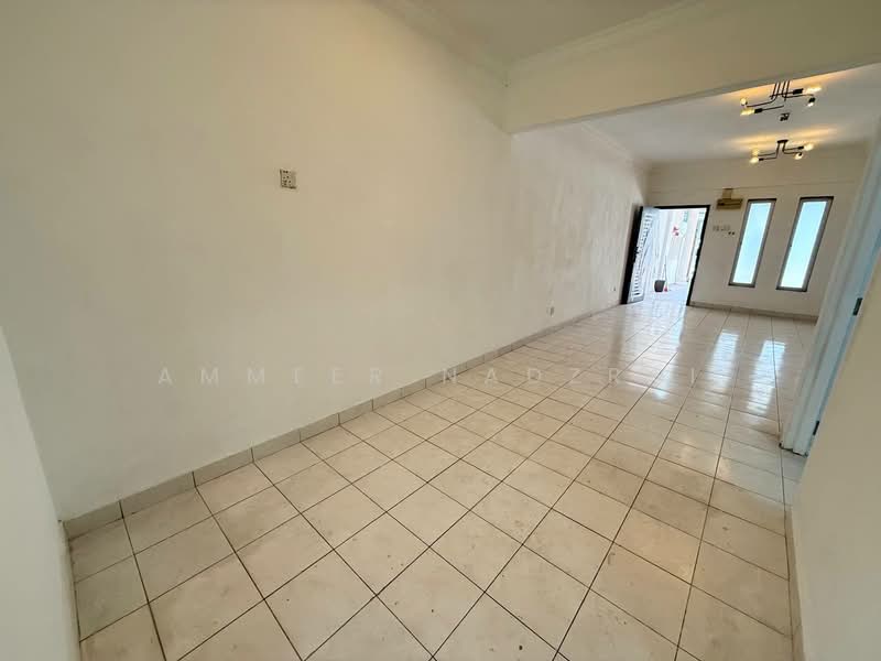 2-storey Terraced House for Sale in Kota Perdana (Seri Kembangan) - Ammeer Nadzrai - Interior - PropertyGuru.com.my