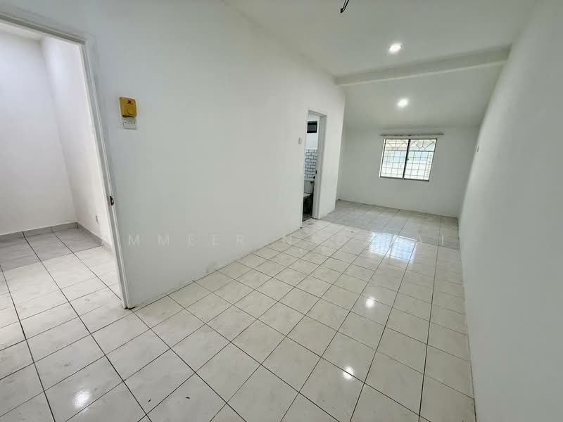 2-storey Terraced House for Sale in Kota Perdana (Seri Kembangan) - Ammeer Nadzrai - Interior - PropertyGuru.com.my