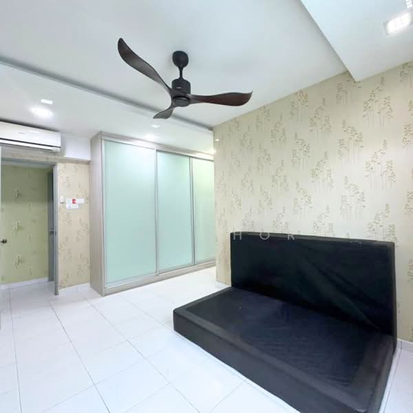 Pangsapuri untuk Dijual di Pinang Laguna - Ann Khor - Bedroom - PropertyGuru.com.my