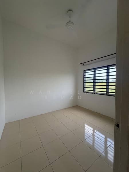 1-storey Terraced House for Sale in Taman Desa Baiduri (Kapar) - Wan Azlan Ahmad - PropertyGuru.com.my