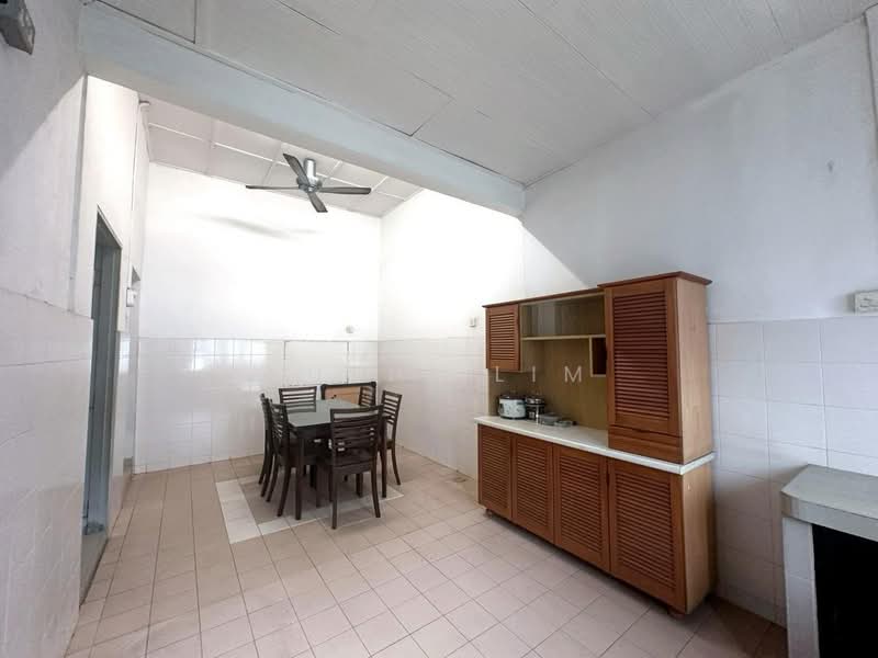 1-storey Terraced House for Sale in Bukit Indah (Iskandar Puteri (Nusajaya)) - Yuzhi Lim - Dining Room - PropertyGuru.com.my