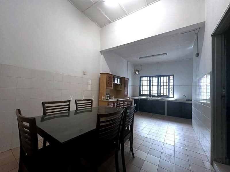 1-storey Terraced House for Sale in Bukit Indah (Iskandar Puteri (Nusajaya)) - Yuzhi Lim - Kitchen - PropertyGuru.com.my