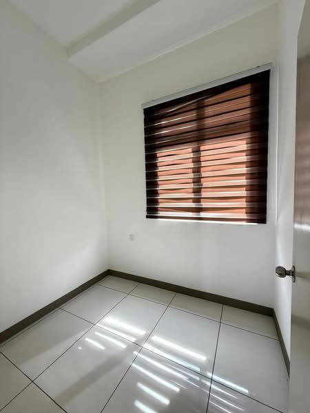 Rumah Berkembar untuk Dijual di Taman Mewah (Lunas) - Aswad . - Interior - PropertyGuru.com.my