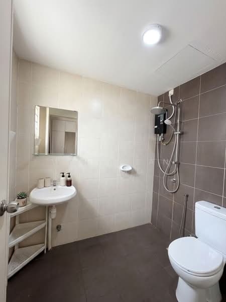 Apartment for Sale at De Bayu - Wan Azlan Ahmad - PropertyGuru.com.my