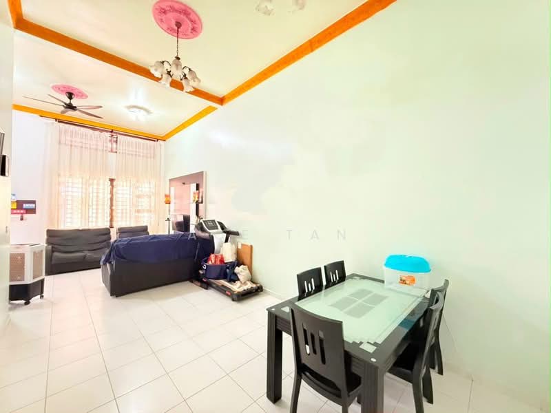 1-storey Terraced House for Sale in Setia Eco Gardens (Gelang Patah) - Ace Tan - Living Room - PropertyGuru.com.my