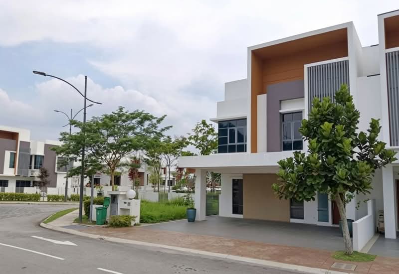Semi-Detached House for Sale in Kajang (Selangor) - Rashidah Juremi - Exterior - PropertyGuru.com.my