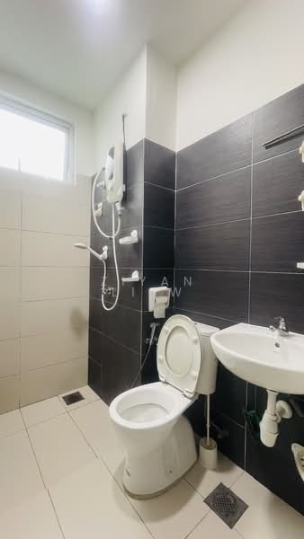 Apartment for Sale at Midori Green (Pangsapuri Hijauan) - Ziyan Liew - Bathroom - PropertyGuru.com.my