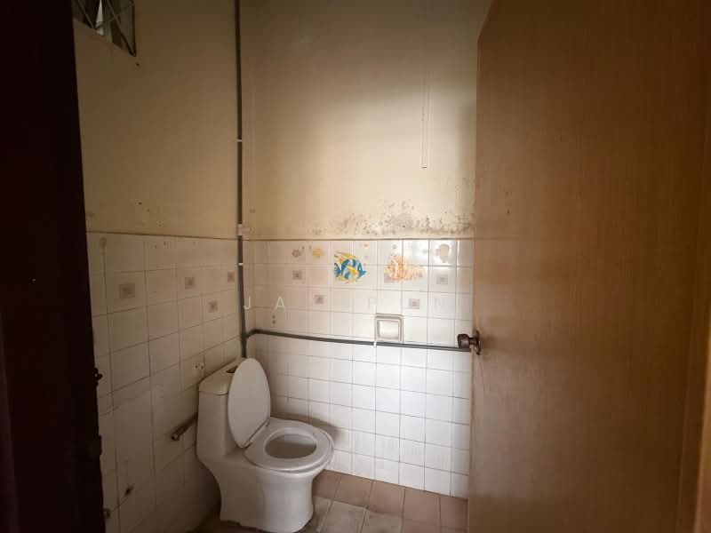 Rumah Teres 1 Tingkat untuk Dijual di Senai (Johor) - Jay Pun - Bathroom - PropertyGuru.com.my