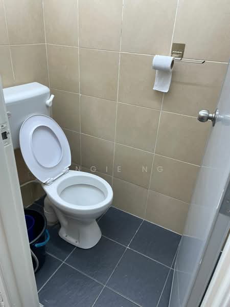 Shop / Office for Rent in Taman Kota Laksamana (Melaka City) - Angie Ng - Bathroom - PropertyGuru.com.my