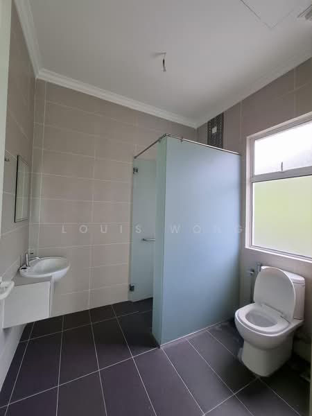 Bungalow for Rent in Bandar Tun Hussein Onn (Cheras) - Louis Wong - Bathroom - PropertyGuru.com.my