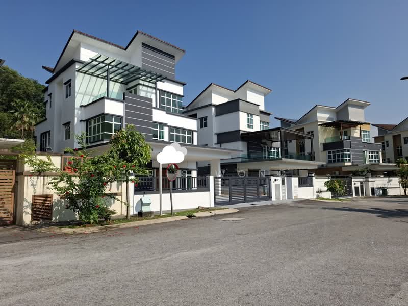 Bungalow for Rent in Bandar Tun Hussein Onn (Cheras) - Louis Wong - Exterior - PropertyGuru.com.my