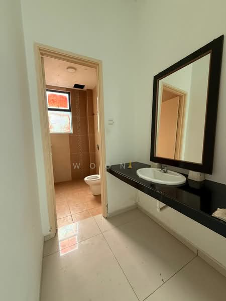 Rumah Banglo untuk Disewa di Bemban (Melaka) - Woon . - Bathroom - PropertyGuru.com.my