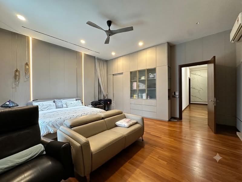 Bungalow for Sale in Setia Alam (Selangor) - Jess Tee - Bedroom - PropertyGuru.com.my