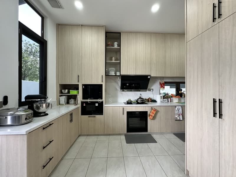 Bungalow for Sale in Setia Alam (Selangor) - Jess Tee - Kitchen - PropertyGuru.com.my