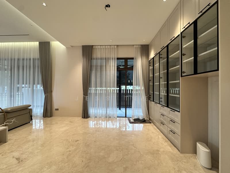 Bungalow House for Sale in Setia Alam (Selangor) - Jess Tee - Living Room - PropertyGuru.com.my