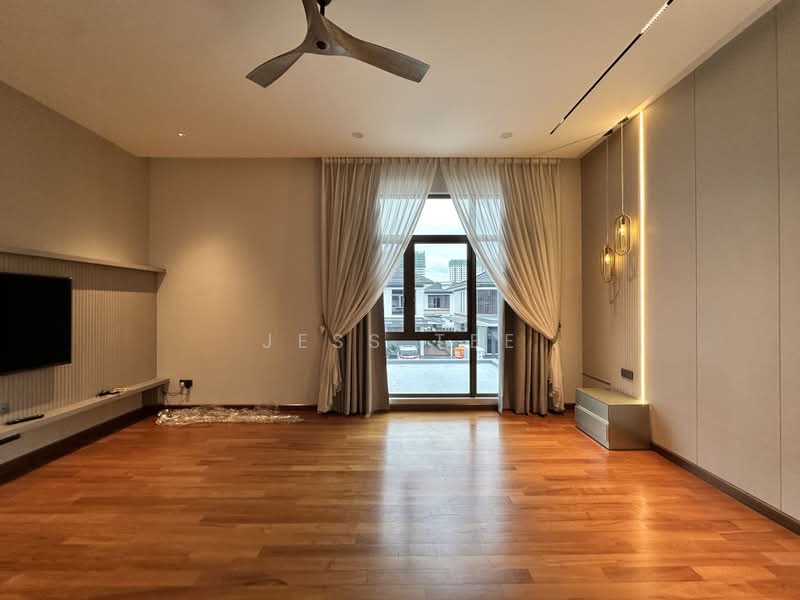 Bungalow House for Sale in Setia Alam (Selangor) - Jess Tee - Living Room - PropertyGuru.com.my