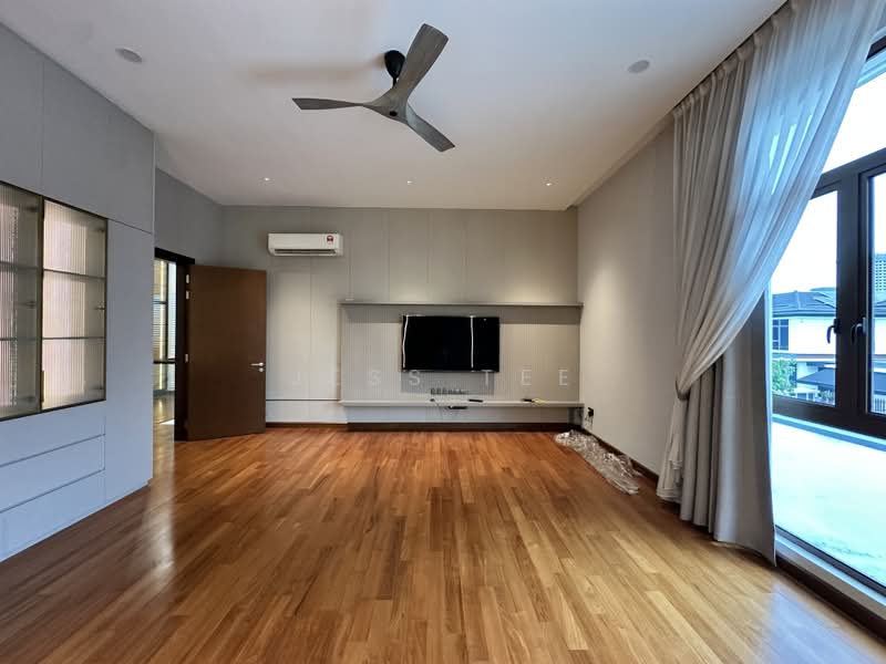 Bungalow House for Sale in Setia Alam (Selangor) - Jess Tee - Living Room - PropertyGuru.com.my