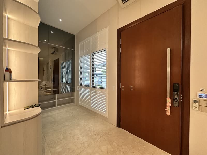 Bungalow House for Sale in Setia Alam (Selangor) - Jess Tee - Entrance - PropertyGuru.com.my