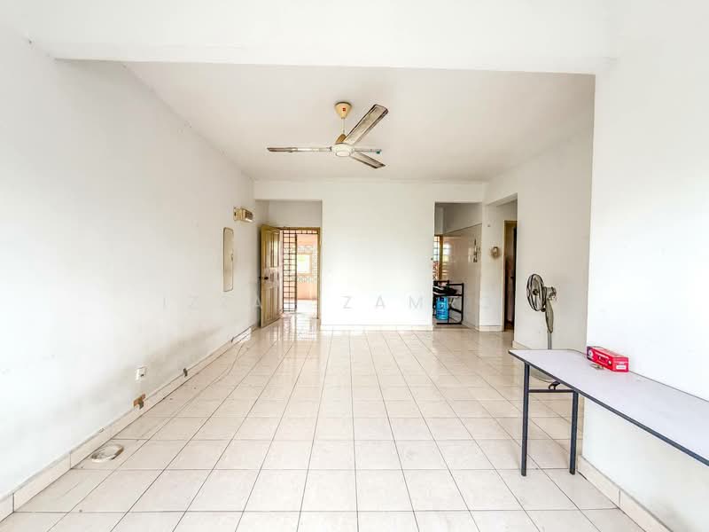 Apartment for Sale at Baiduri Apartment - Izzat Zamros - Living Room - PropertyGuru.com.my