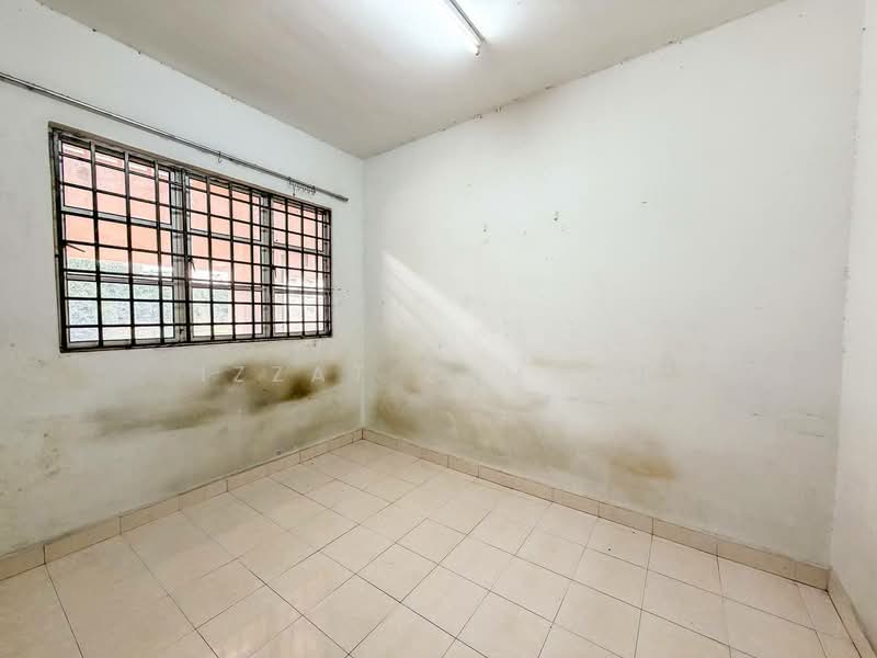 Apartment for Sale at Baiduri Apartment - Izzat Zamros - Interior - PropertyGuru.com.my