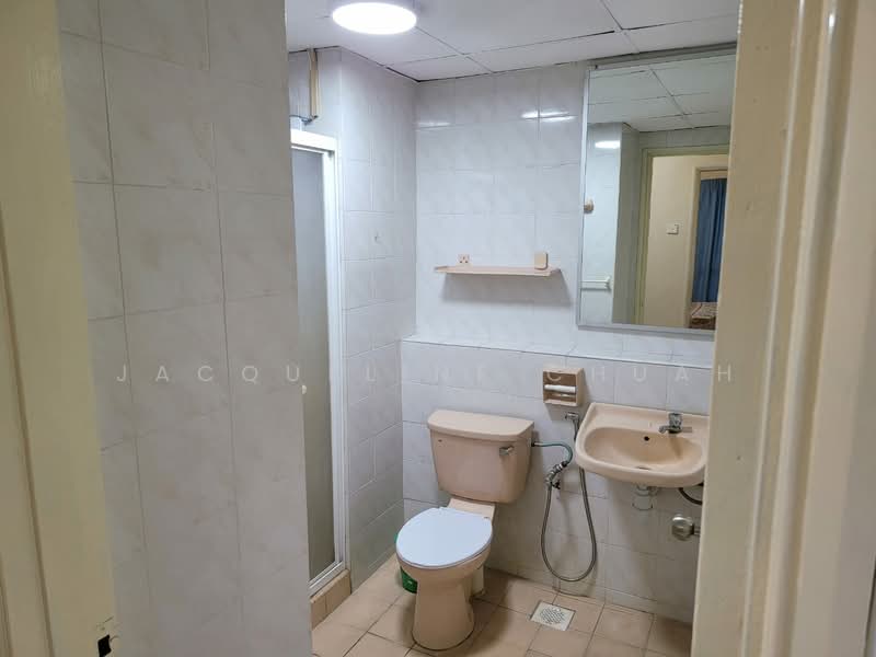 Kondominium untuk Dijual di Danau Permai - Jacqueline Chuah - Bathroom - PropertyGuru.com.my