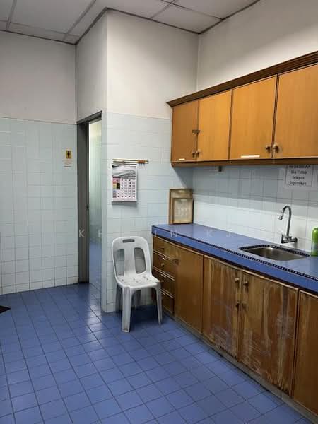 Detached Factory for Rent in Semenyih (Selangor) - Kelvin KJ - Kitchen - PropertyGuru.com.my