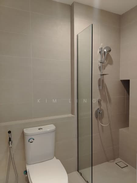 Kondominium untuk Disewa di Tropicana Miyu - Kim Ling - Bathroom 2 - PropertyGuru.com.my