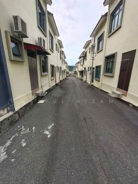 Rumah Teres 2 Tingkat untuk Dijual di Taman Nusa Intan (Senawang) - Saiful Nizam - PropertyGuru.com.my