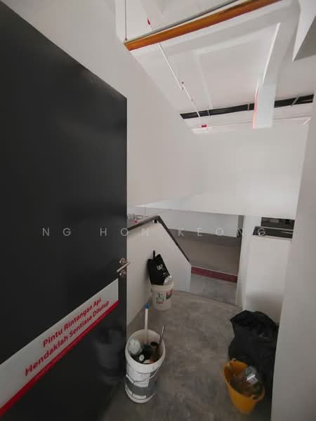 Kedai / Pejabat untuk Disewa di BANDAR PUCHONG JAYA (Puchong) - Ng Hon Keong - Corridor - PropertyGuru.com.my