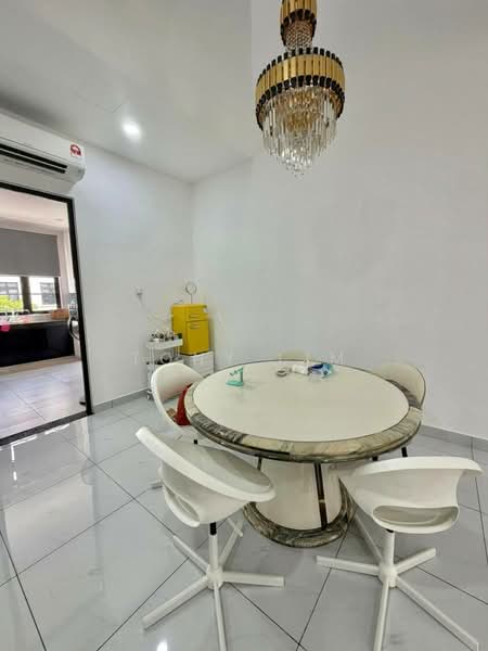 Rumah Teres 2.5 Tingkat untuk Disewa di Eco Botanic (Iskandar Puteri (Nusajaya)) - Tony Lim - Dining Room - PropertyGuru.com.my