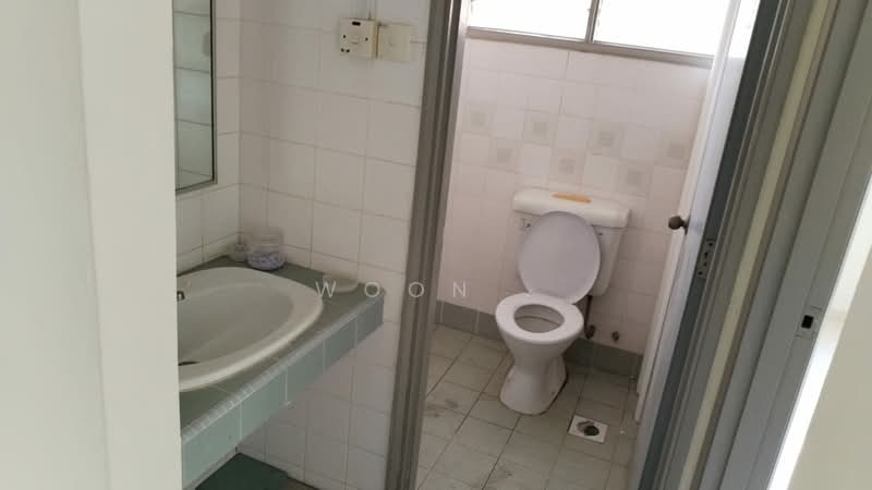 Kondominium untuk Disewa di Garden City Straits - Woon . - Bathroom - PropertyGuru.com.my