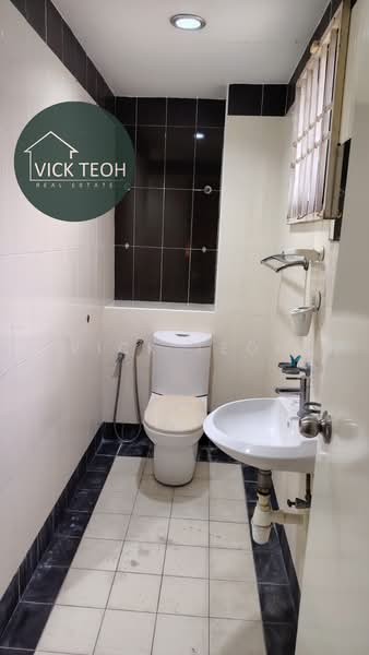 Shop / Office for Rent in Bayan Lepas (Penang) - Vick Teoh - Bathroom - PropertyGuru.com.my