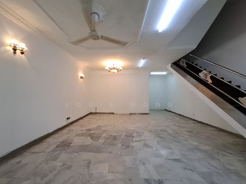 3-storey Terraced House for Sale in Batu 9 (Cheras) - Louis Wong - Interior - PropertyGuru.com.my