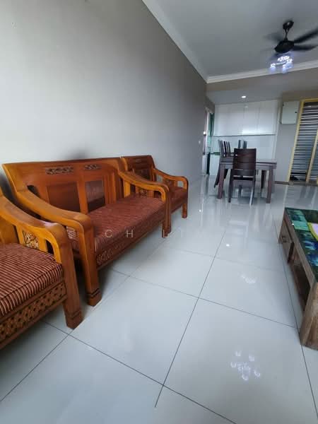 Servis Apartment untuk Dijual di Impiria Residensi Bukit Tinggi Klang - CH LIM - Living Room - PropertyGuru.com.my