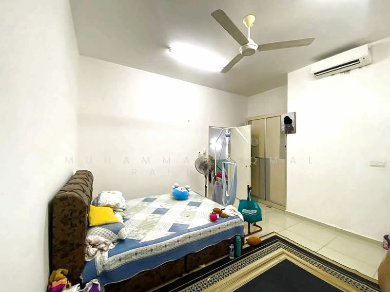 Rumah Teres 2 Tingkat untuk Dijual di Taman Tiara Sendayan (Bandar Sri Sendayan) - Muhammad Iqmal Rahiman - Bedroom - PropertyGuru.com.my