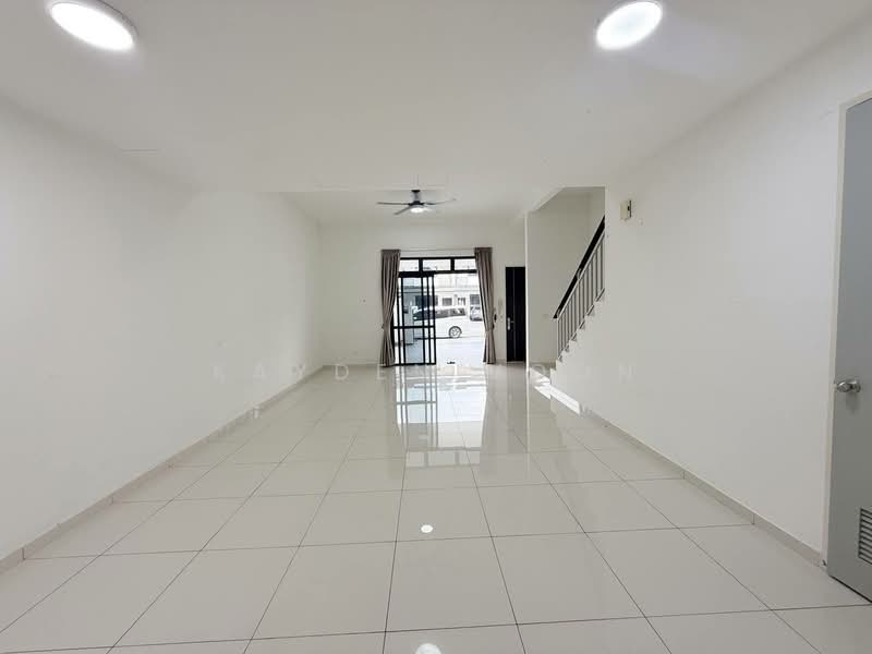 Rumah Teres 2 Tingkat untuk Disewa di Johor Bahru (Johor) - Kayden Voon - Living Room - PropertyGuru.com.my